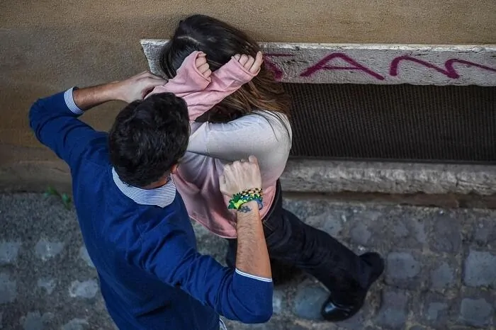 Allarme Violenza di Genere a Salerno: Boom di Segnalazioni negli Ultimi Anni