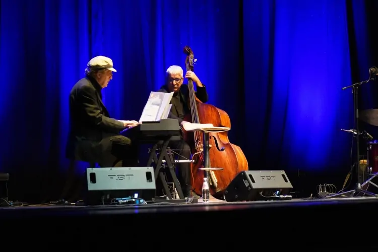 Al teatro Golden Gianluca Guidi rende omaggio a Frank Sinatra con un tributo musicale