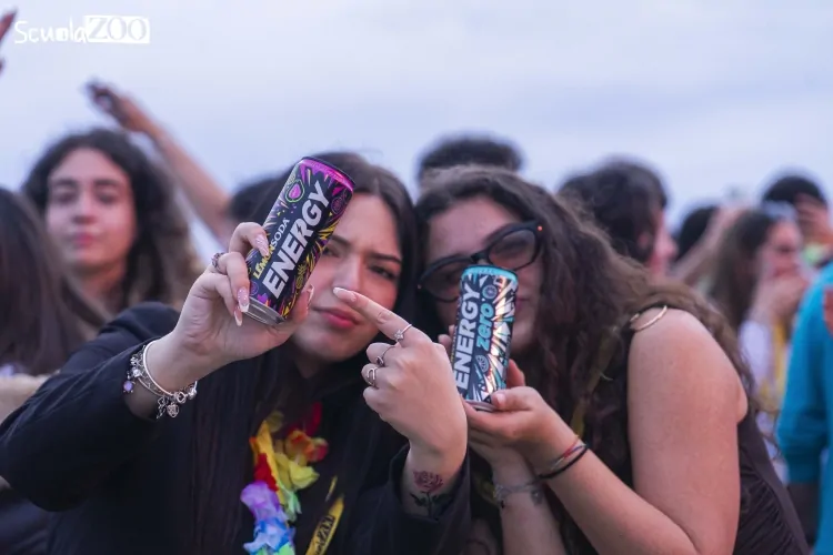 Viareggio, capitale dei maturandi: oltre 15.000 studenti all’evento record per i 100 giorni alla Maturità con ScuolaZoo